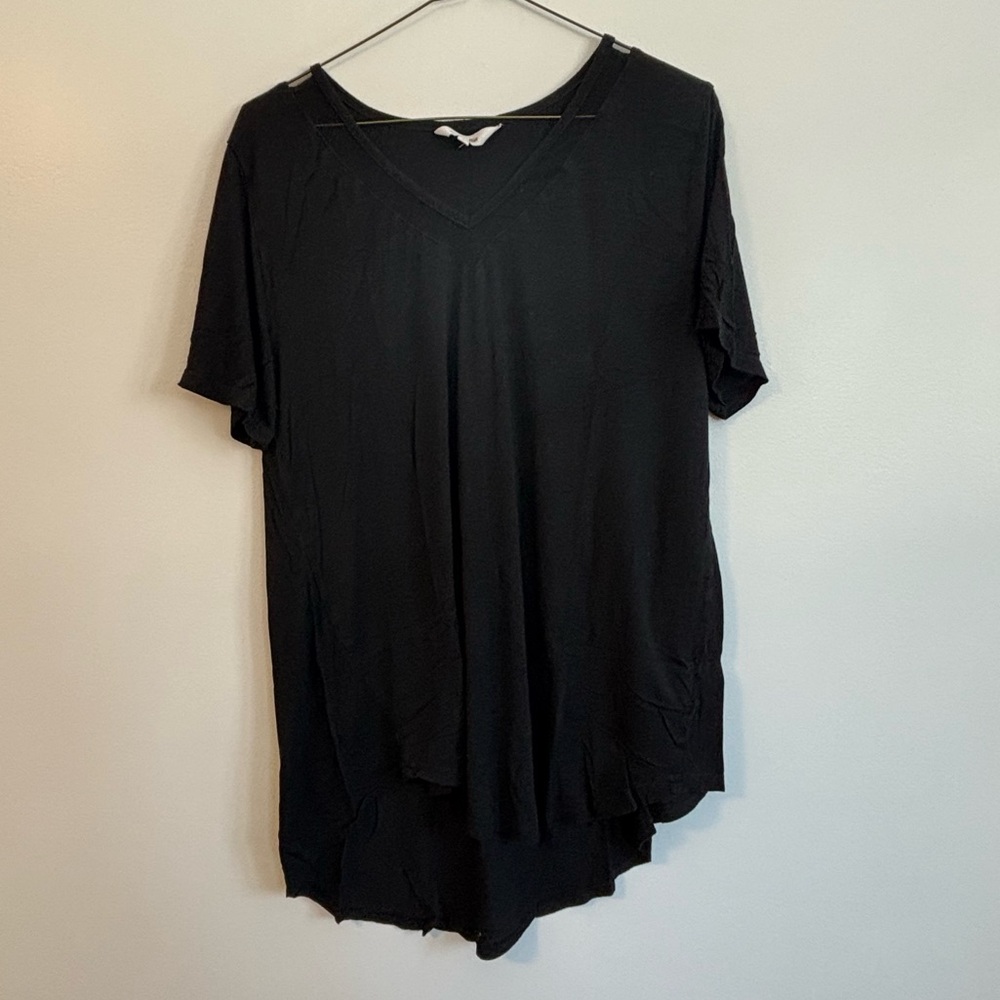 Amaryllis Black Lace V-Neck Short Sleeve Shirt Top Size Medium